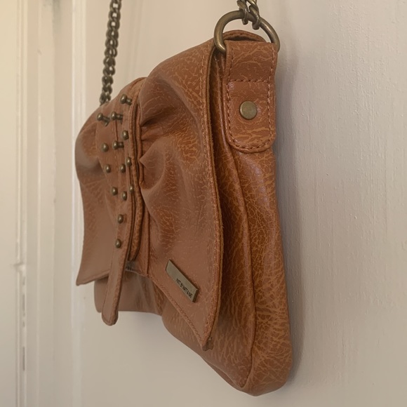 EUC Matt & Nat Chain and Studs Vegan Leather Shoulder Bag/Purse - Picture 6 of 15